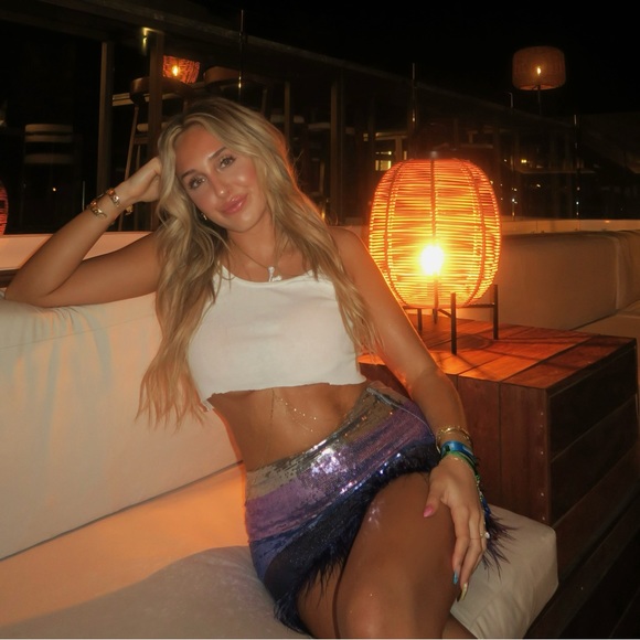 Meet your Posher, Lauren - Picture 1 of 1